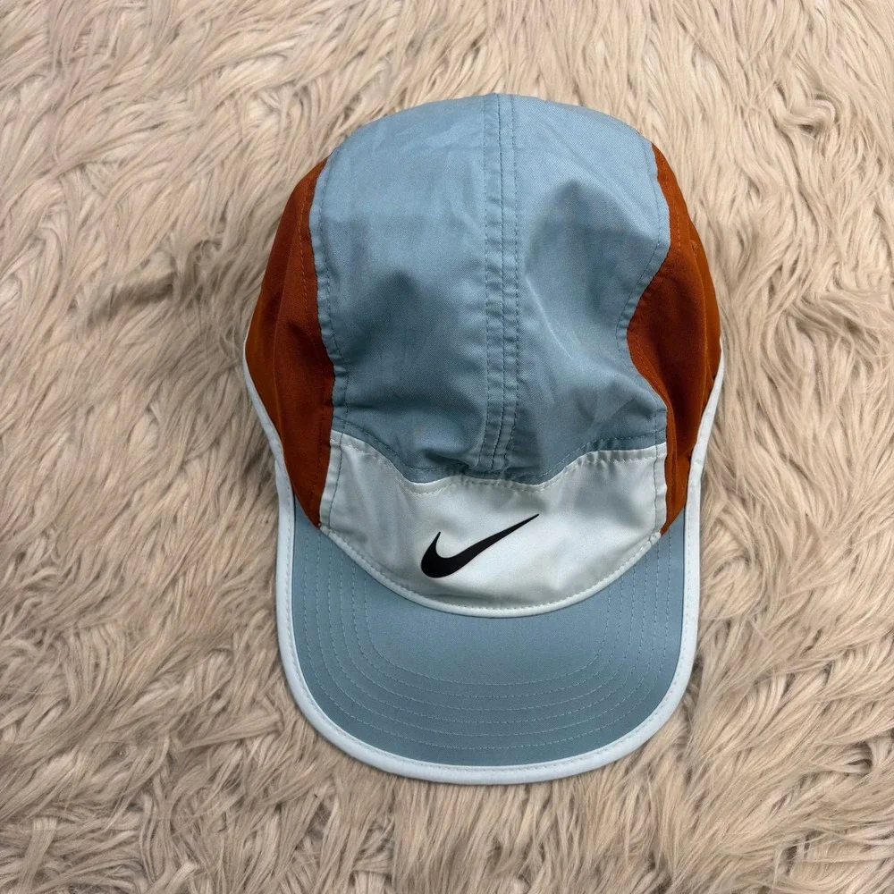 Nike Dri-FIT Unisex Adult L / XL Fly Unstructured Swoosh Cap Blue Brown 5 Panel